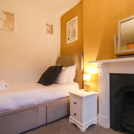 Sunnyvale House 펜션