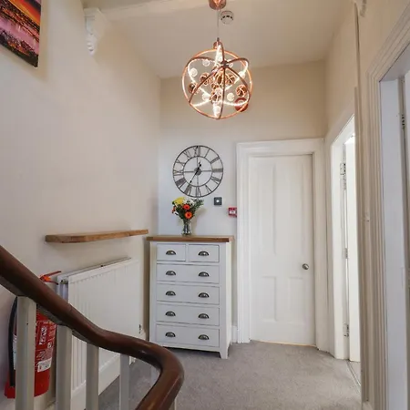 Sunnyvale House Tatil Evi